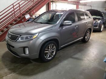  Salvage Kia Sorento