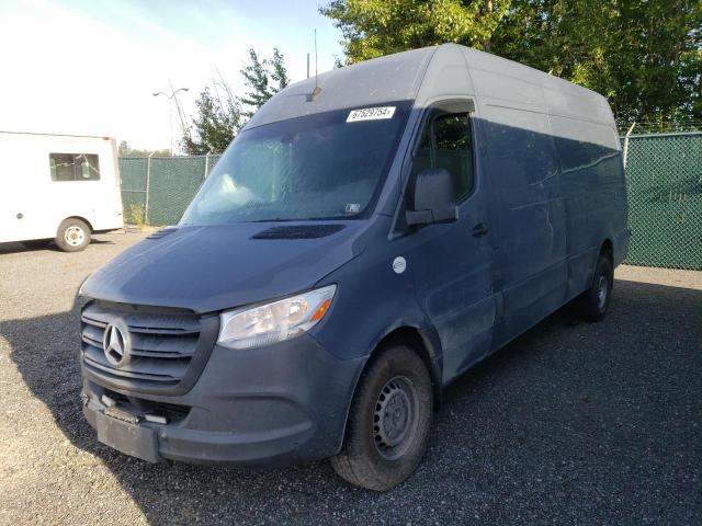  Salvage Mercedes-Benz Sprinter