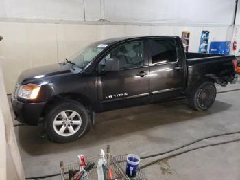  Salvage Nissan Titan