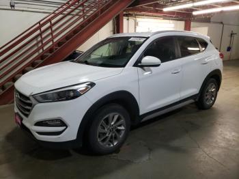  Salvage Hyundai TUCSON