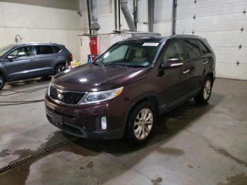  Salvage Kia Sorento