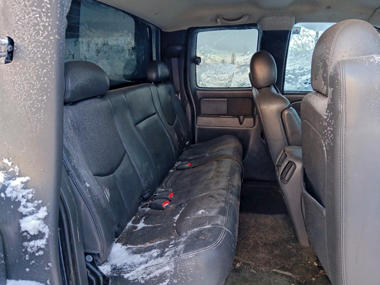 GMC Sierra K1500 Image 8