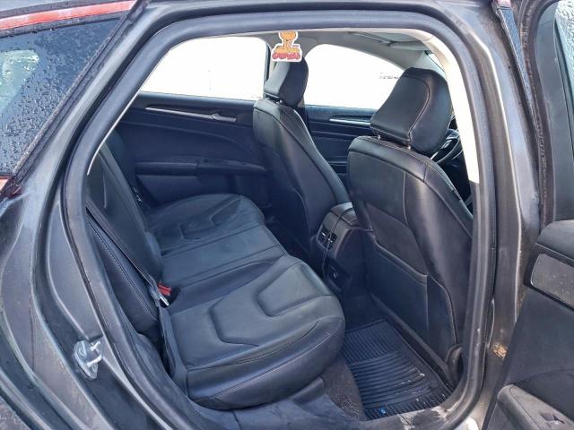 Ford Fusion Titanium Image 9