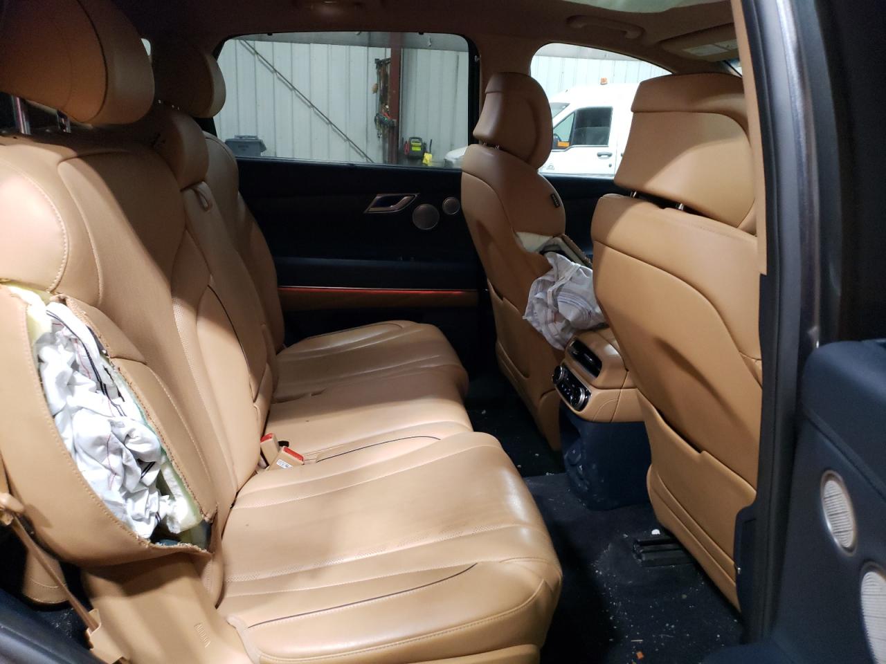 Genesis GV80 Base Image 13