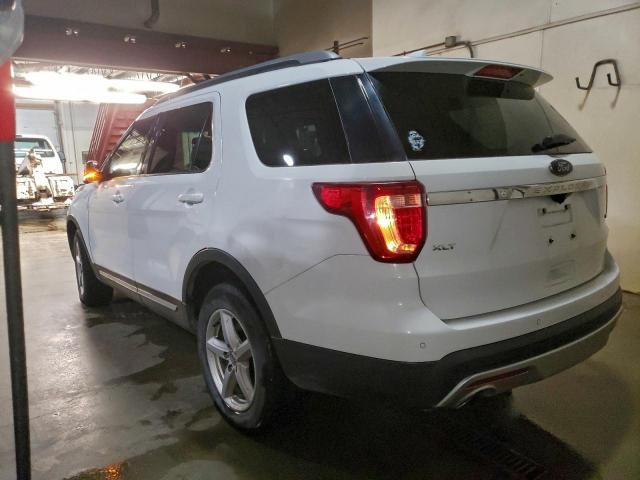 Ford Explorer Xlt Image 8