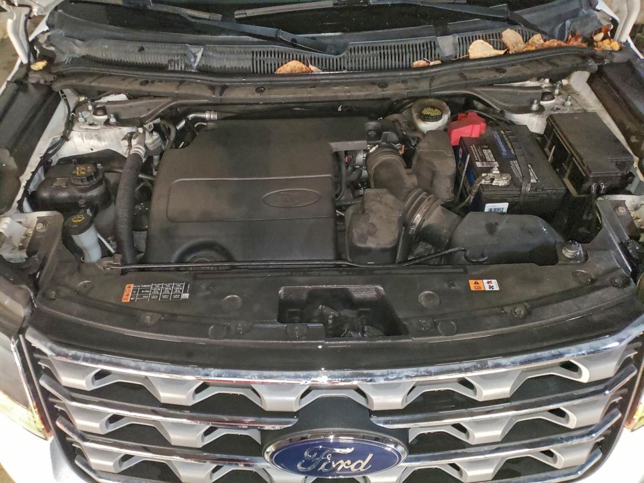 Ford Explorer Xlt Image 3