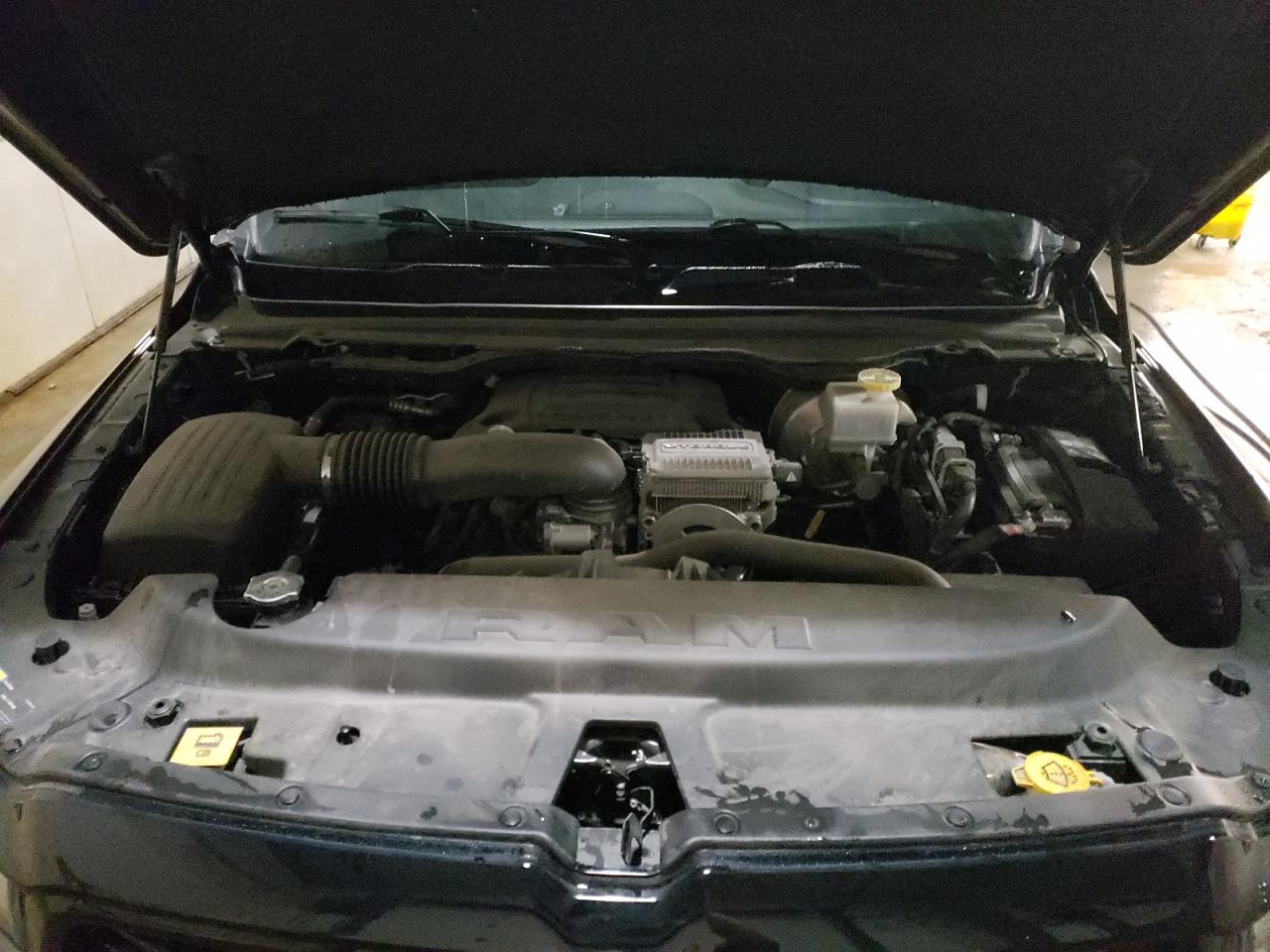 Ram 1500 Laramie Image 9