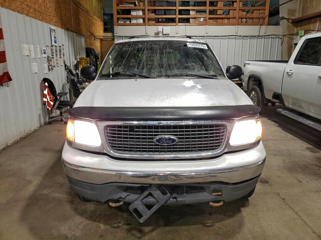 Ford Expedition Xlt Image 12