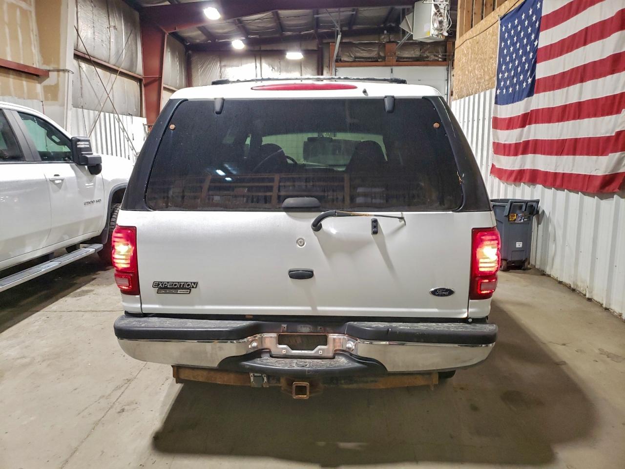 Ford Expedition Xlt Image 4