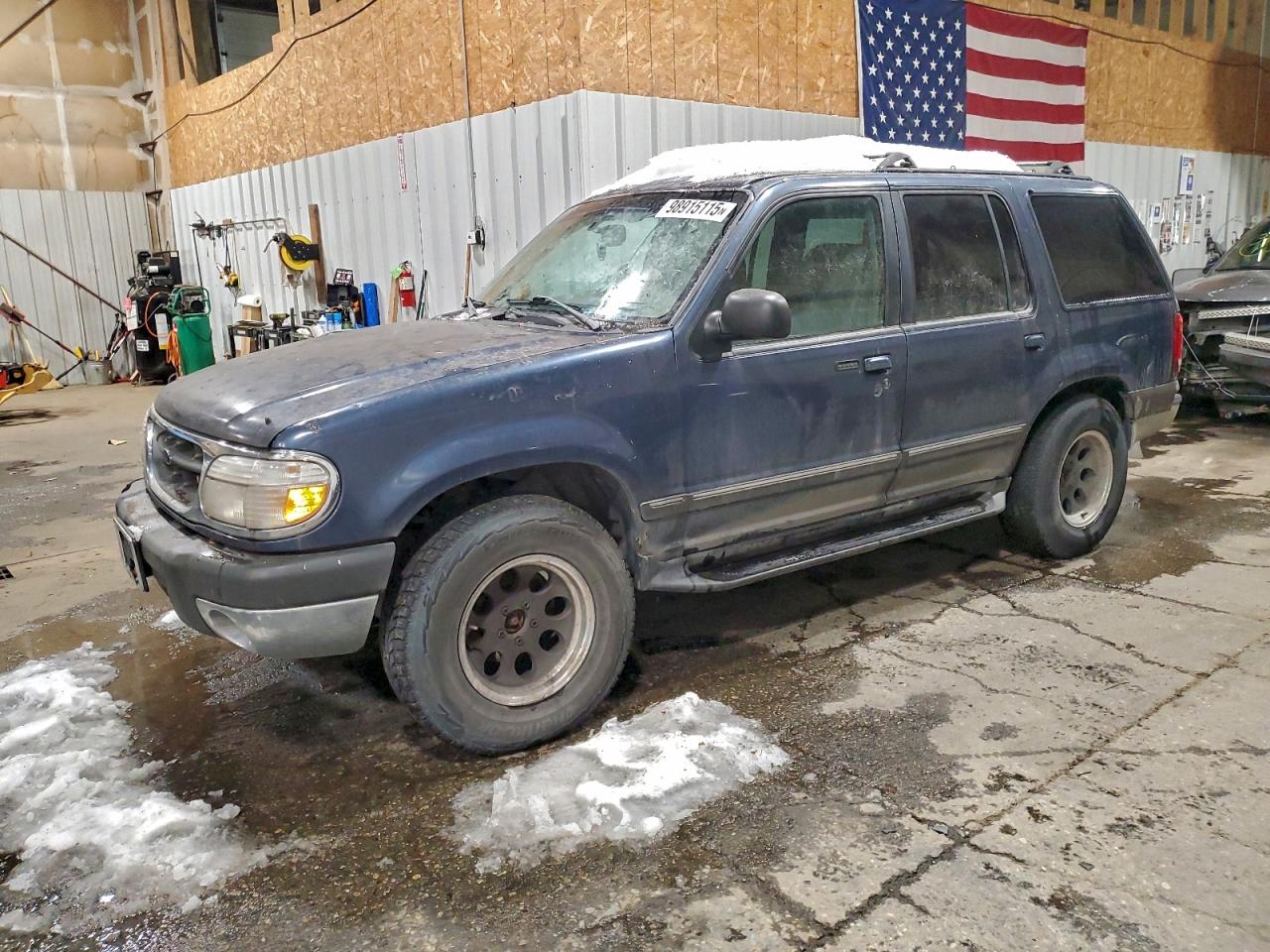 Ford Explorer Image 1