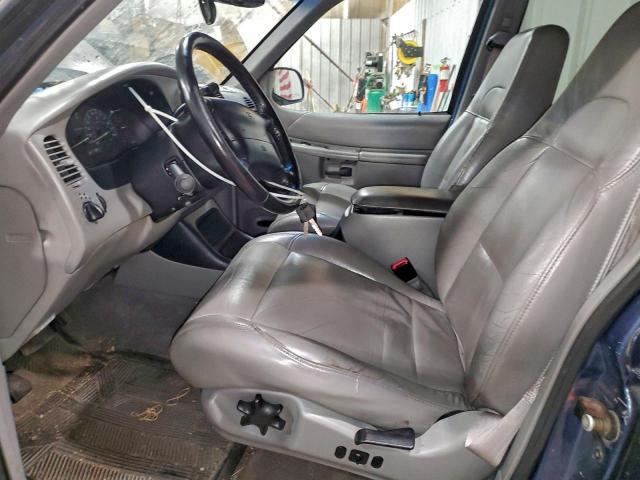 Ford Explorer Image 8