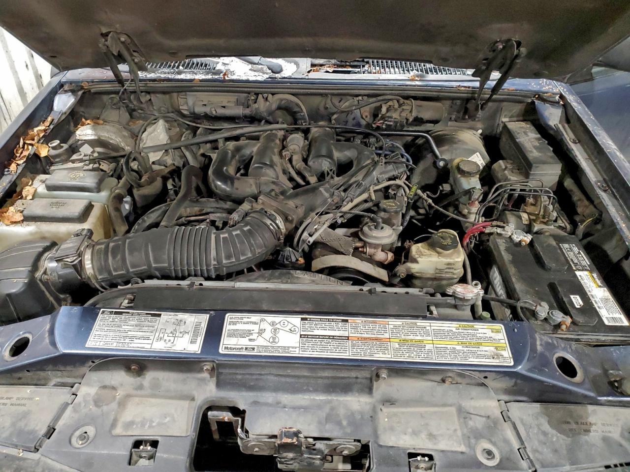 Ford Explorer Image 13