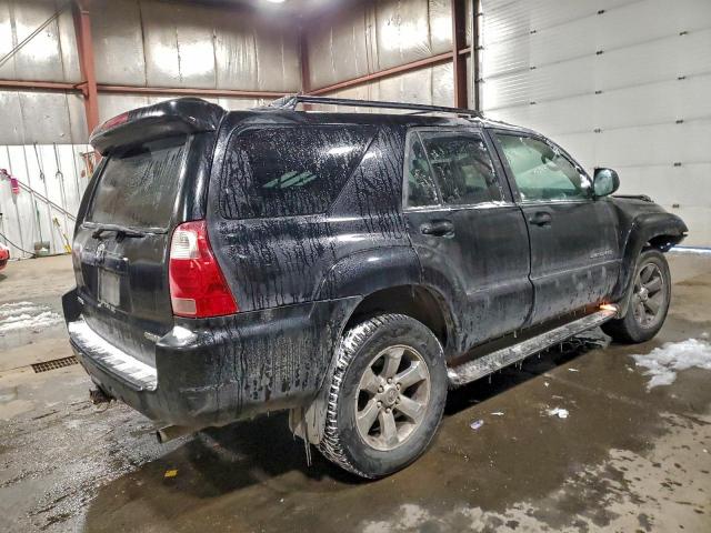 Toyota 4Runner Limited Image 2