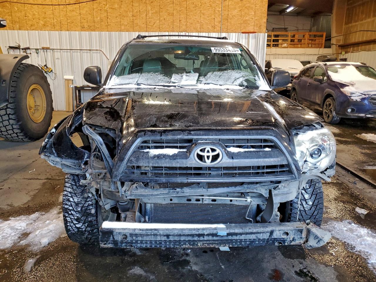 Toyota 4Runner Limited Image 10