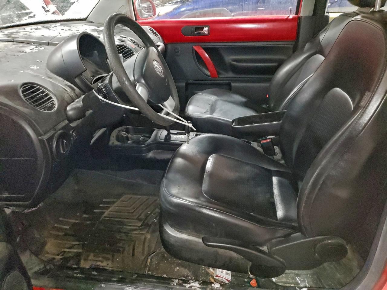 Volkswagen Beetle S Image 7