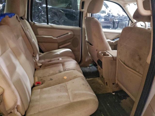 Ford Explorer Xlt Image 10