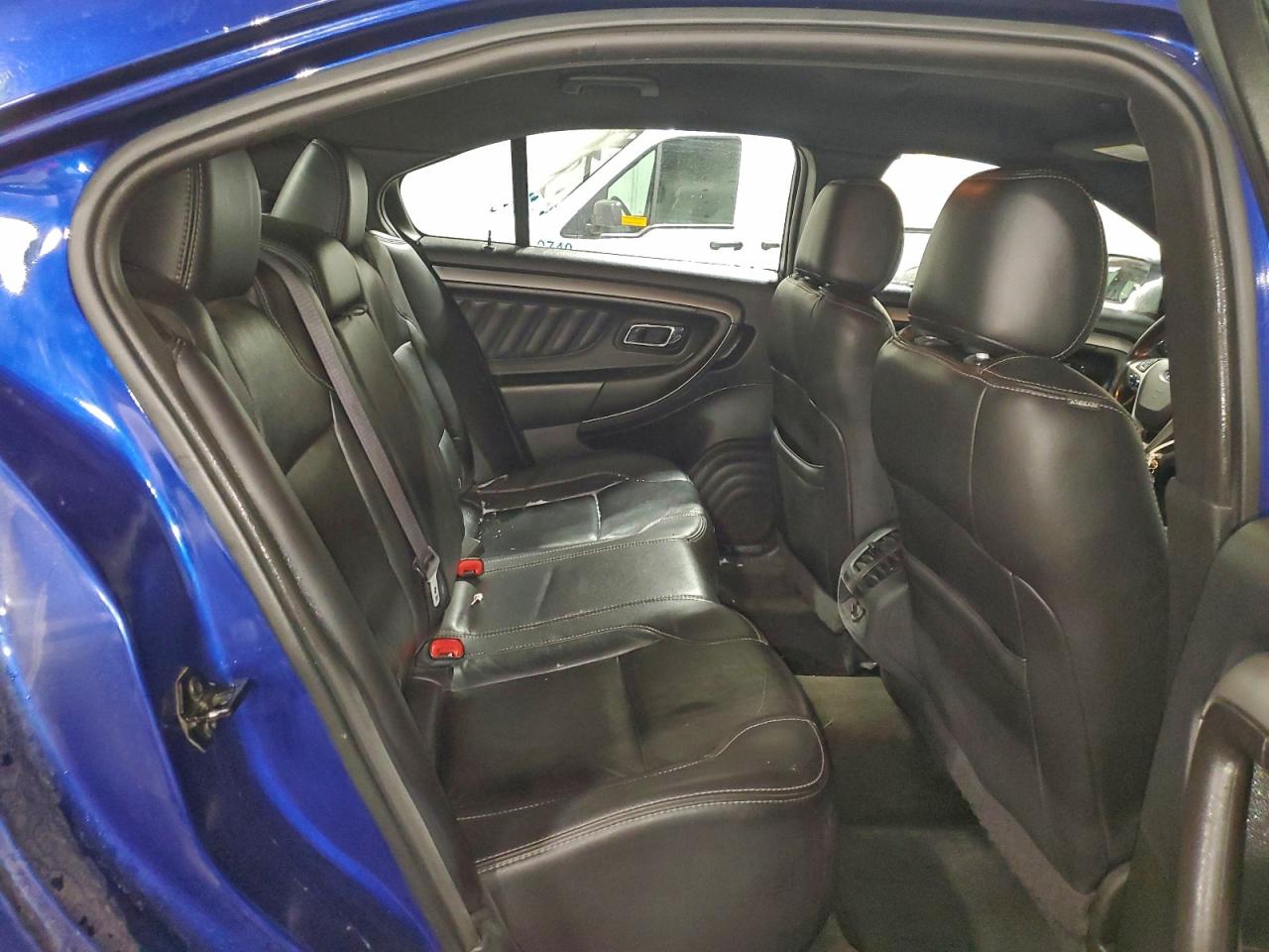 Ford Taurus Sel Image 4